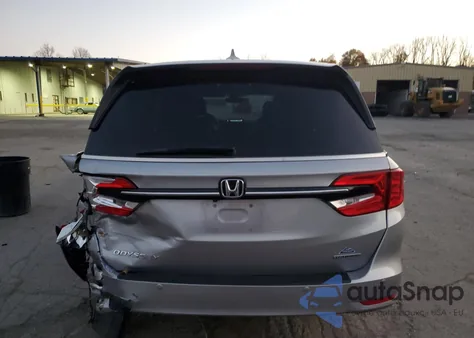 2022 Honda Odyssey Touring из США, поврежденный, VIN 5FNRL6H81NB048692